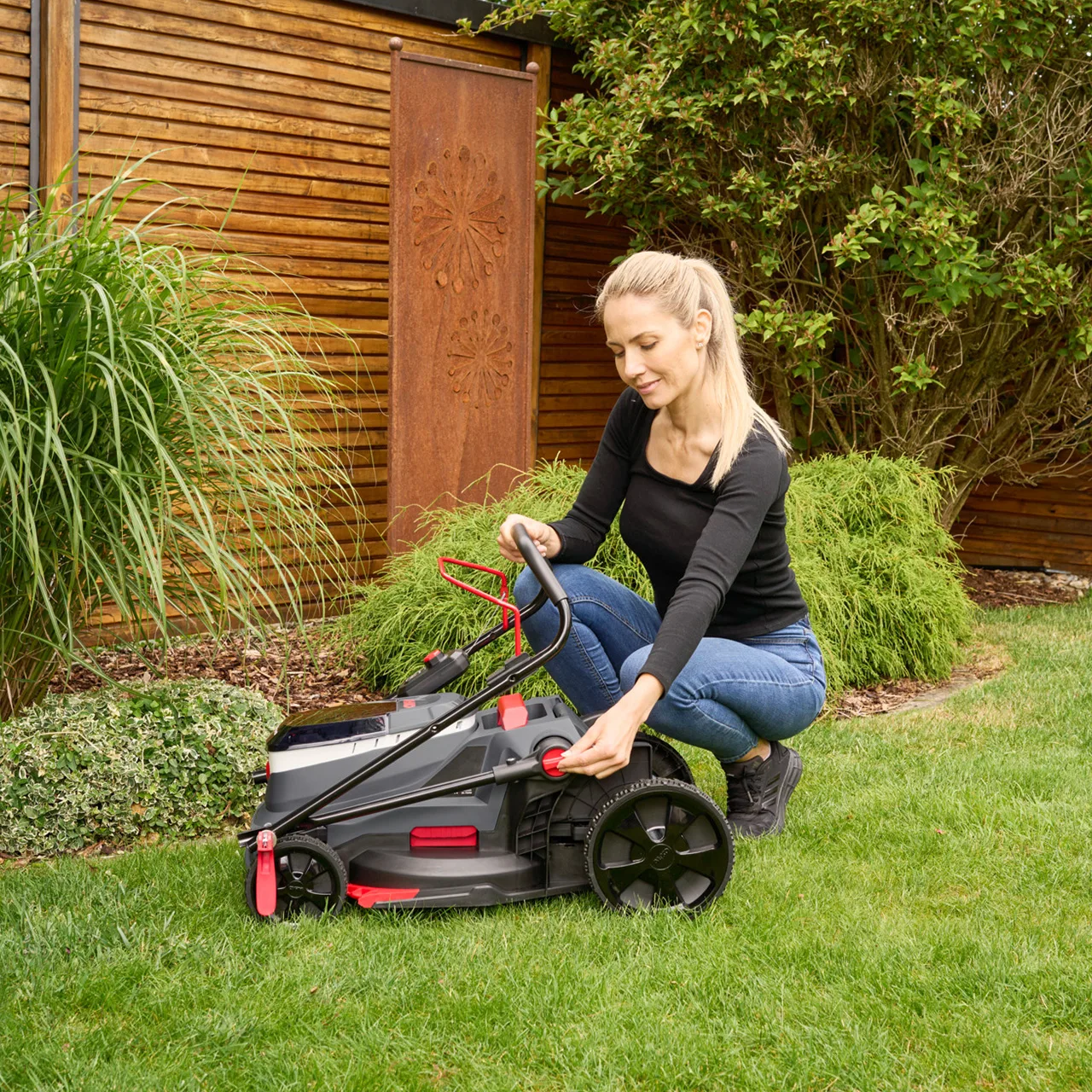 Akumulátorová travní sekačka AL-KO 38.6 Li Comfort SET