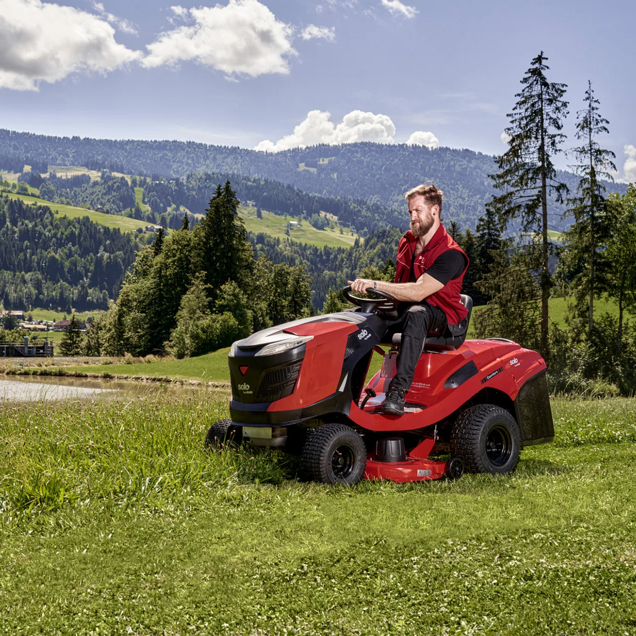 Benzínový zahradní traktor solo® by AL-KO T 15-93.3 HD-A Comfort
