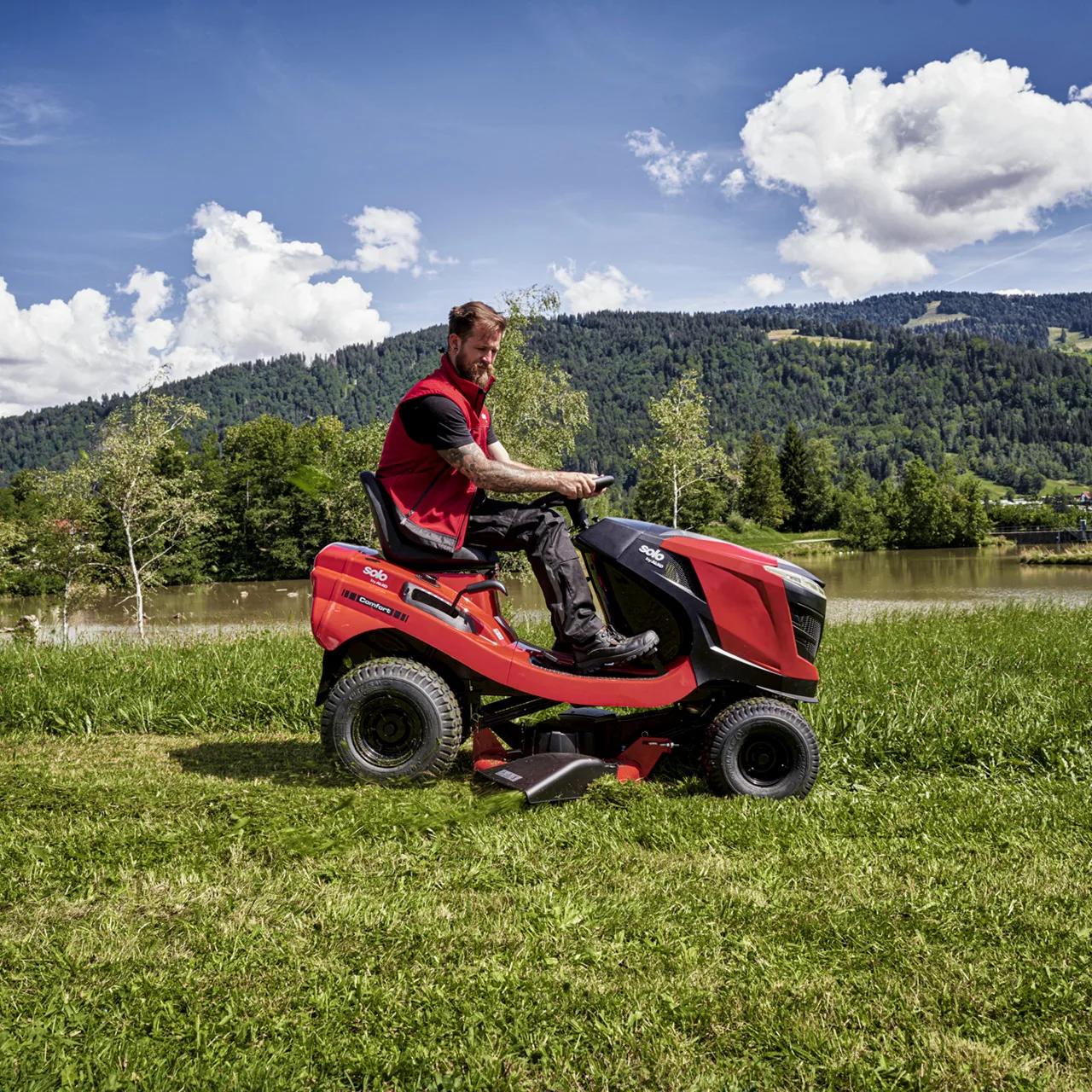 Benzínový zahradní traktor solo® by AL-KO T 18-111.4 HDS-A V2 Comfort