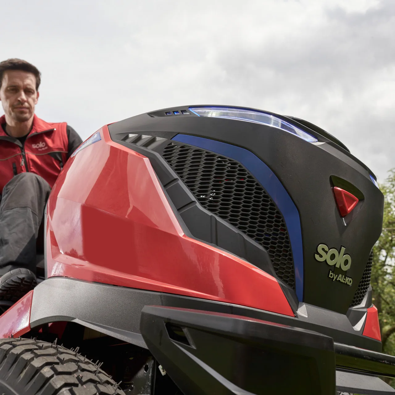 Akumulátorový zahradní traktor AL-KO T3100Li - 95.5 HD Premium