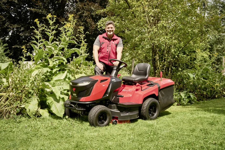 Benzínový zahradní traktor solo® by AL-KO T 14-86.6 HD-A Easy