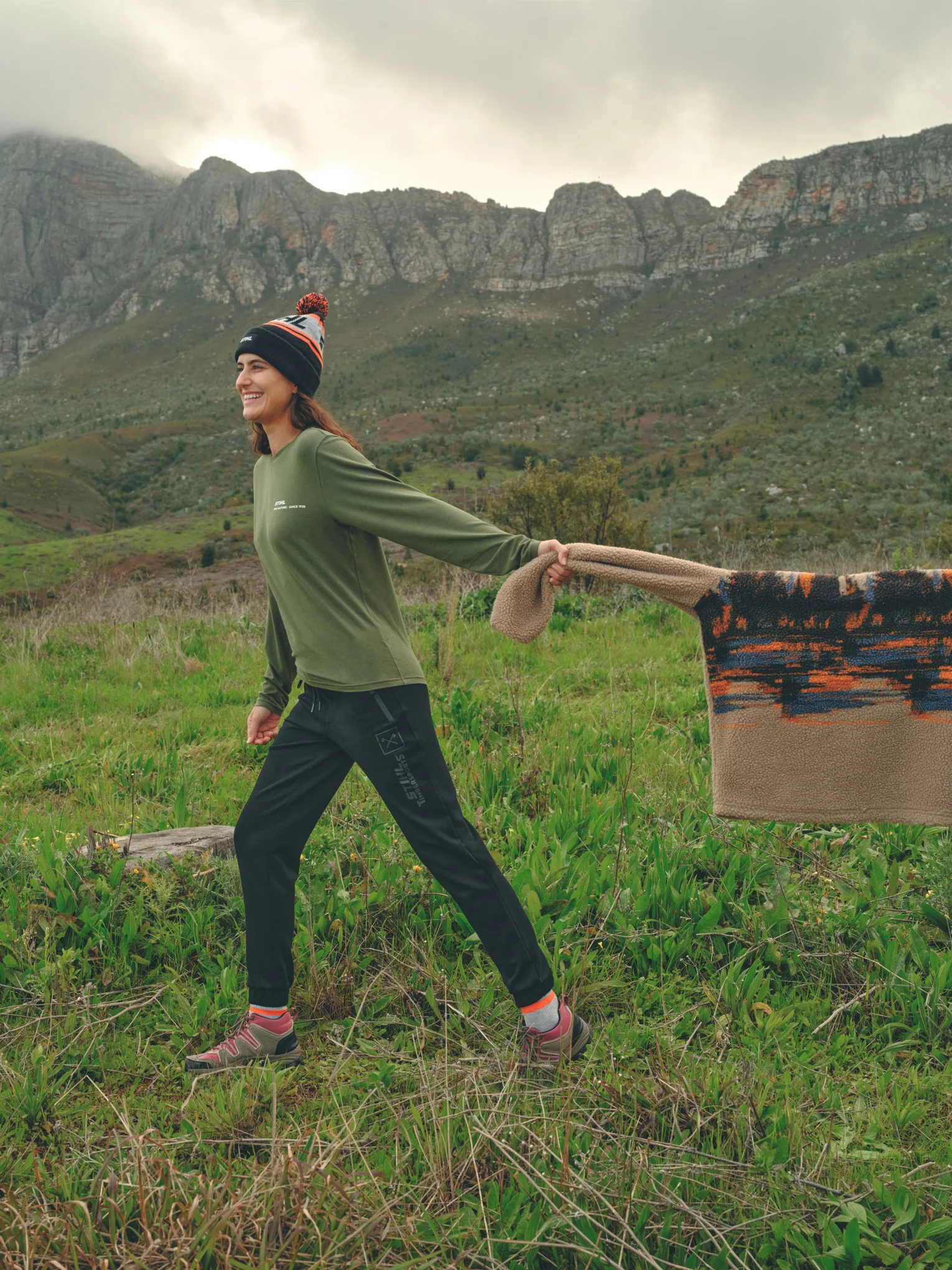 Tepláky SZ M TIMBERSPORTS Černá
