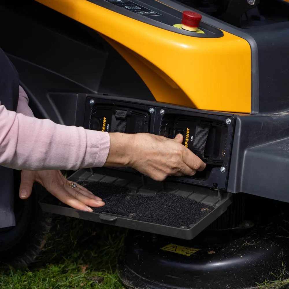 Bateriový zahradní traktor STIGA Swift 372e