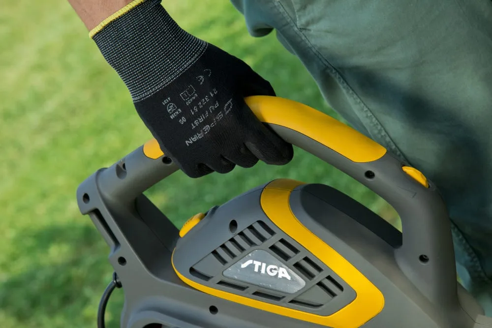 Elektrický foukač STIGA BL 130c V